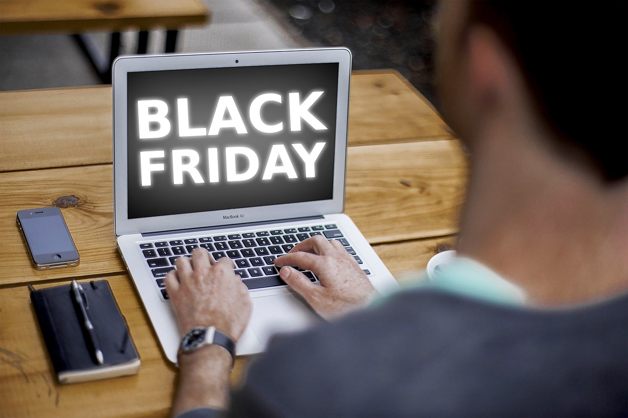 Plan Your Black Friday Shopping — Tips for Maximum Savings